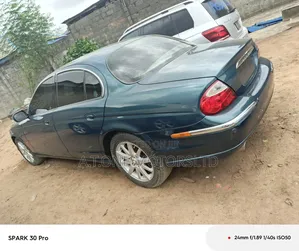 Jaguar S-Type 2.5 V6 SE 2002 Green