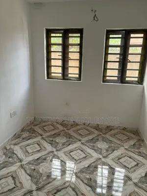 2bdrm Apartment in Eruwe, Erunwe for rent