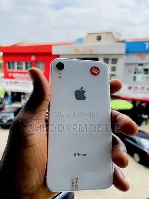 Apple iPhone XR 128 GB White