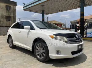 Toyota Venza 2011 White