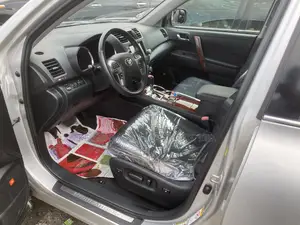 Toyota Highlander Limited 2012 Silver