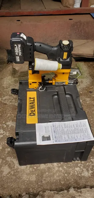 Battery-powered Bag Closing/Sewing Machine