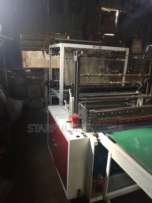 Double Decker Cutting and Sealing Machine