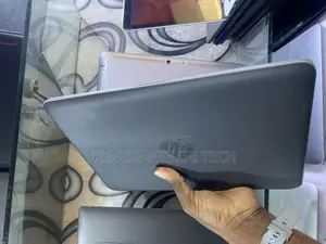 Laptop HP Stream 11 Pro G3 4GB Intel Pentium SSD 60GB