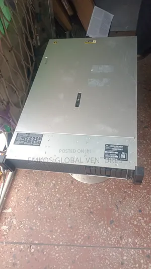 Server HP ProLiant DL 380 G10 4210R 32GB Intel Xeon HDD 1T