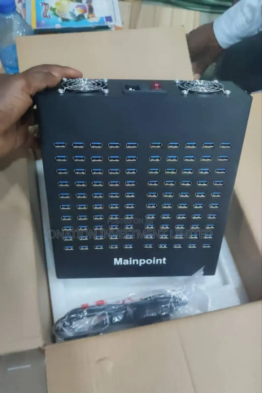 100 Ports Main Point Charging Station