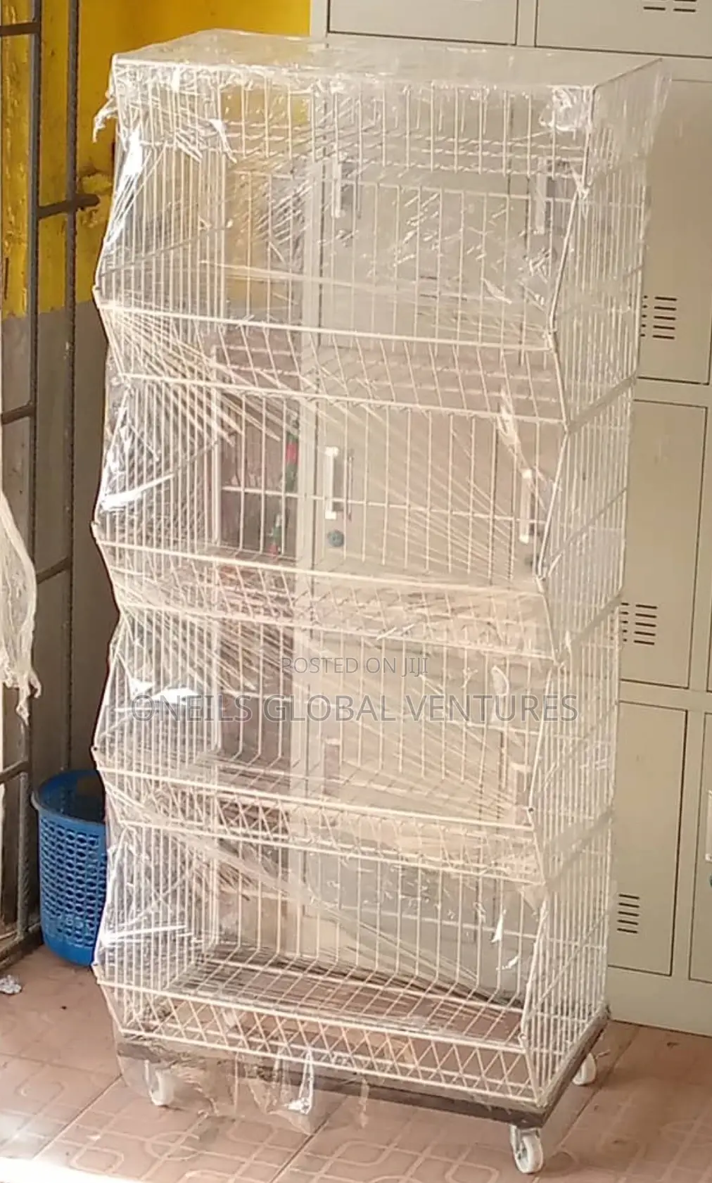 Sachet Shelves