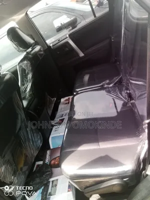 Toyota 4-Runner Limited 4dr SUV (4.0L 6cyl 5A) 2015 Silver