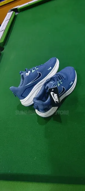 High Quality Exercise Shoes