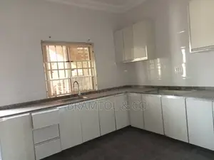 2bdrm Block of Flats in Dape for rent