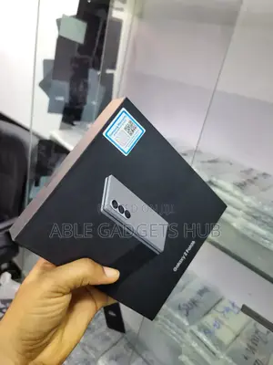 New Samsung Galaxy Z Fold6 256 GB