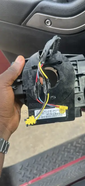 Jeep Wrangler Horn Contact or Flex