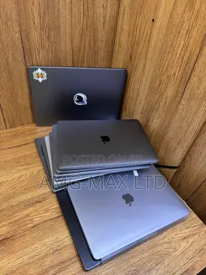Laptop Apple MacBook Pro 2019 32GB Intel Core I9 SSD 1T