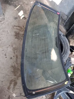 Back Windscreen Glass for Lexus Rx 300 Available