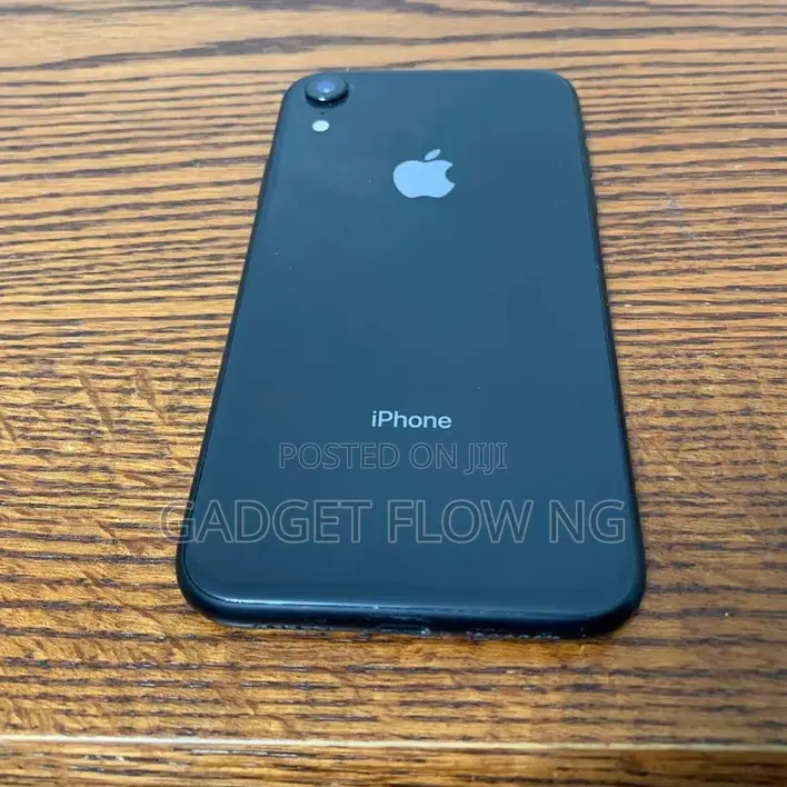 Apple iPhone XR 64 GB Black