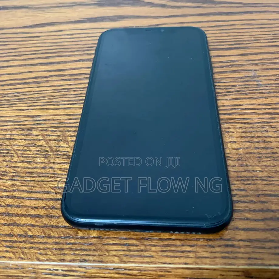 Apple iPhone XR 64 GB Black