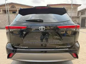 Toyota Highlander Platinum 2021 Black