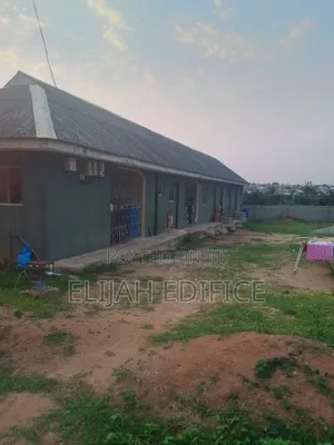 4bdrm Block of Flats in Parkview, Ijede / Ikorodu for sale