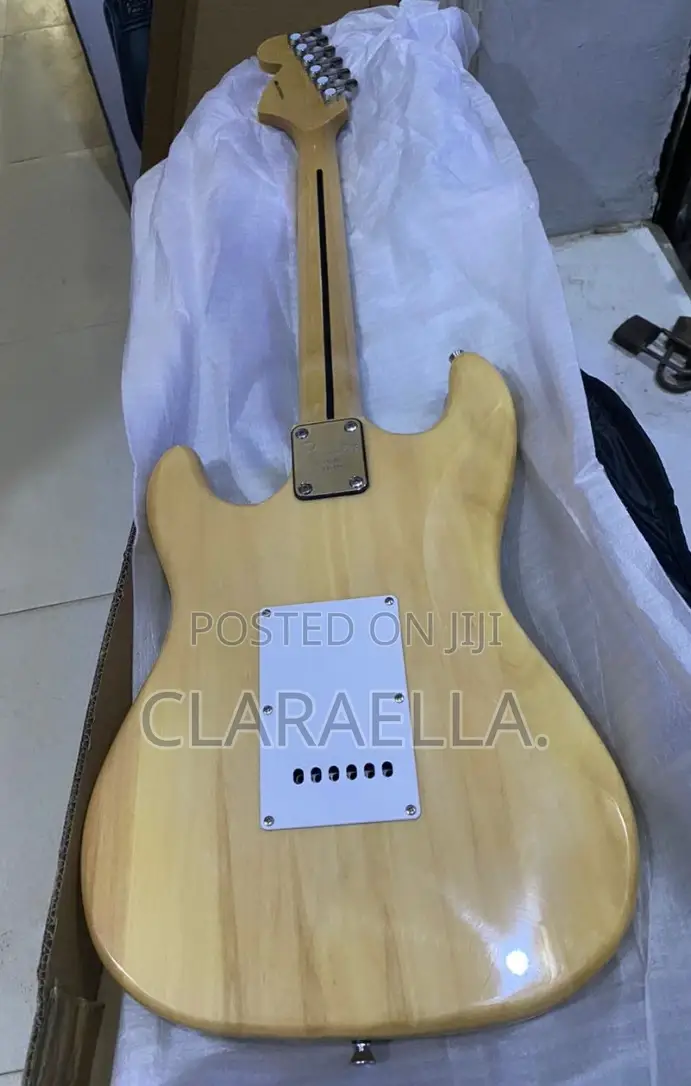 Squier Classic Vibe '70s Stratocaster Electric Guitar