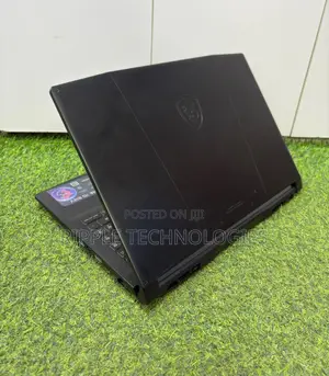 Laptop MSI Katana GF66 16GB Intel Core i7 SSD 1T