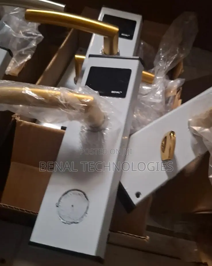 Trusted Hotel Solution: Smart Card Locks +No-Charge Software