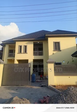 2bdrm Block of Flats in Fo1, Kubwa for rent
