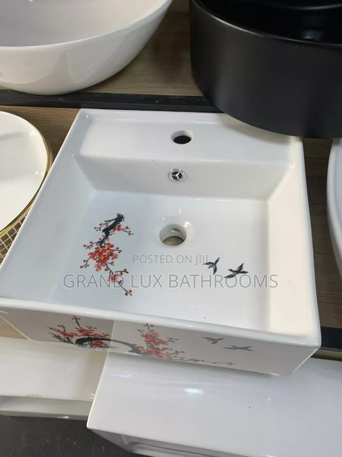 Luxury Modern Countertop Basin