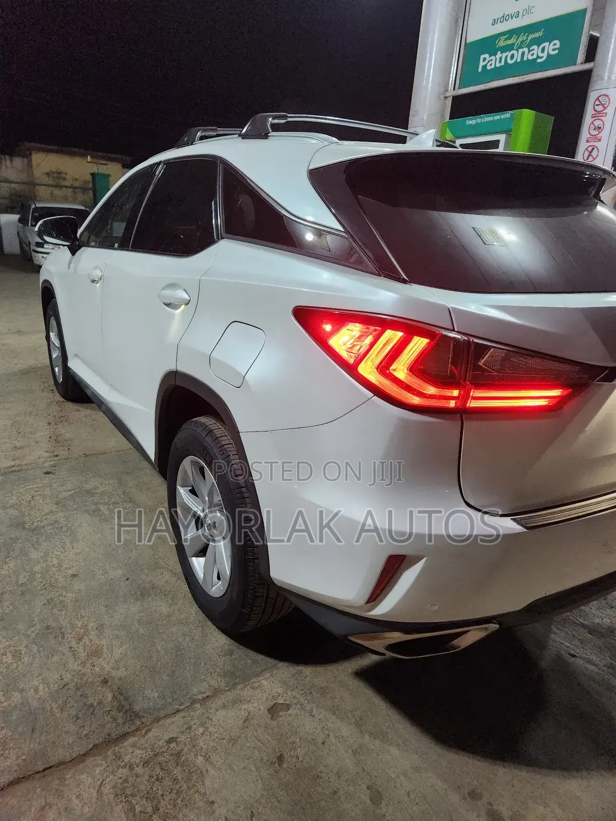 Lexus RX 350 AWD 2017 White
