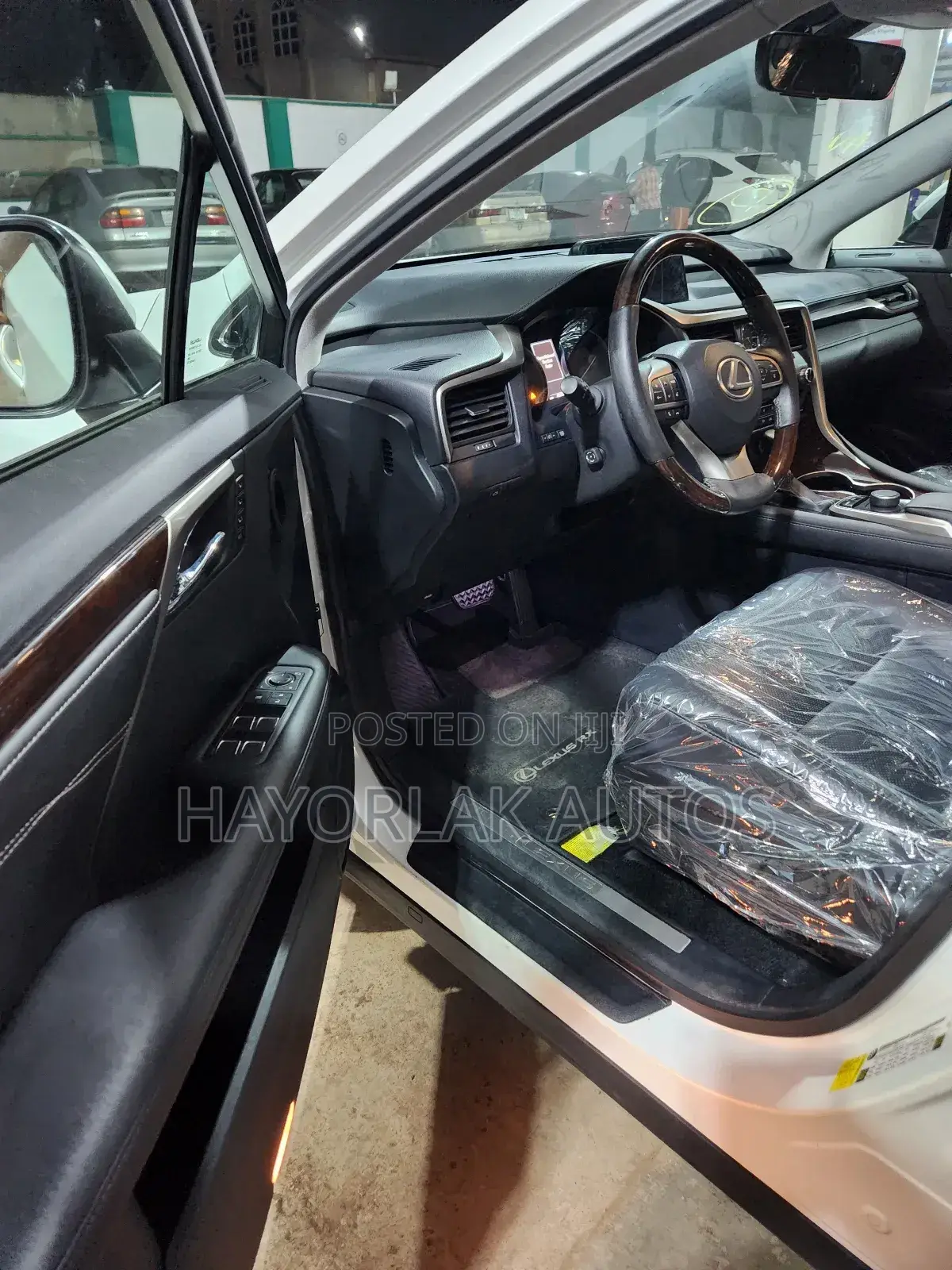 Lexus RX 350 AWD 2017 White