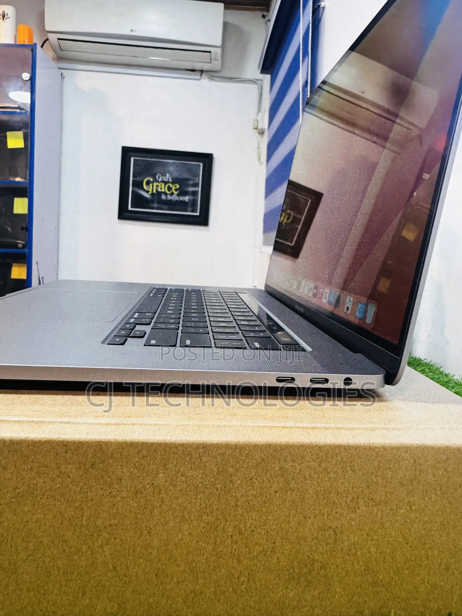 Laptop Apple MacBook Pro 2019 64GB Intel Core i9 SSD 1T