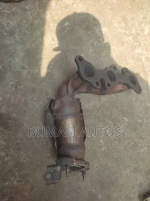 Manifold Catalyst Converter Toyota Sienna 2000-2002 Model