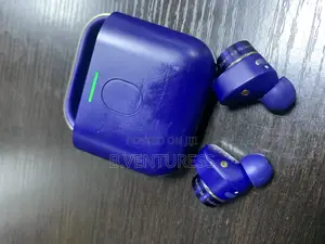 Bowers Wilkins Pi7 S2 True Wireless Earbuds.