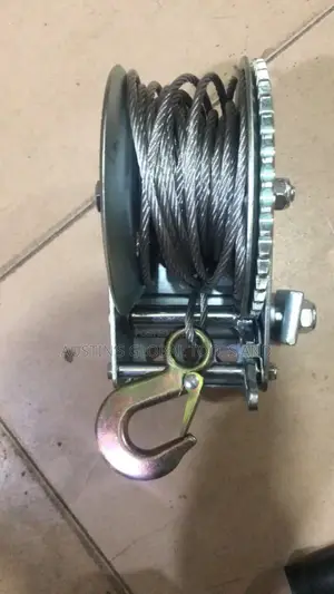 Hand Gear Winch 800lb
