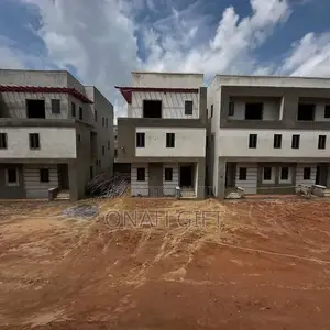 For Sale: Solidly Built 5 Bedroom Terrace Duplex Boys Quart