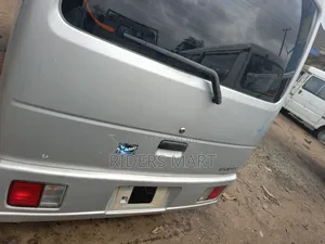 Suzuki Every 2010 Silver