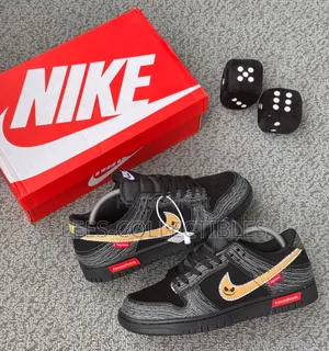 Best Quality Black Nike Sb Low X Supreme Sneakers