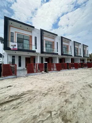 Photo - 3bdrm Duplex in Ikota for sale