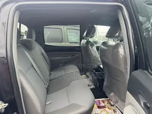 Toyota Tacoma TRD PRO V6 4dr Double Cab 4WD 5.0 ft. SB (4.0L 6cyl 6M)