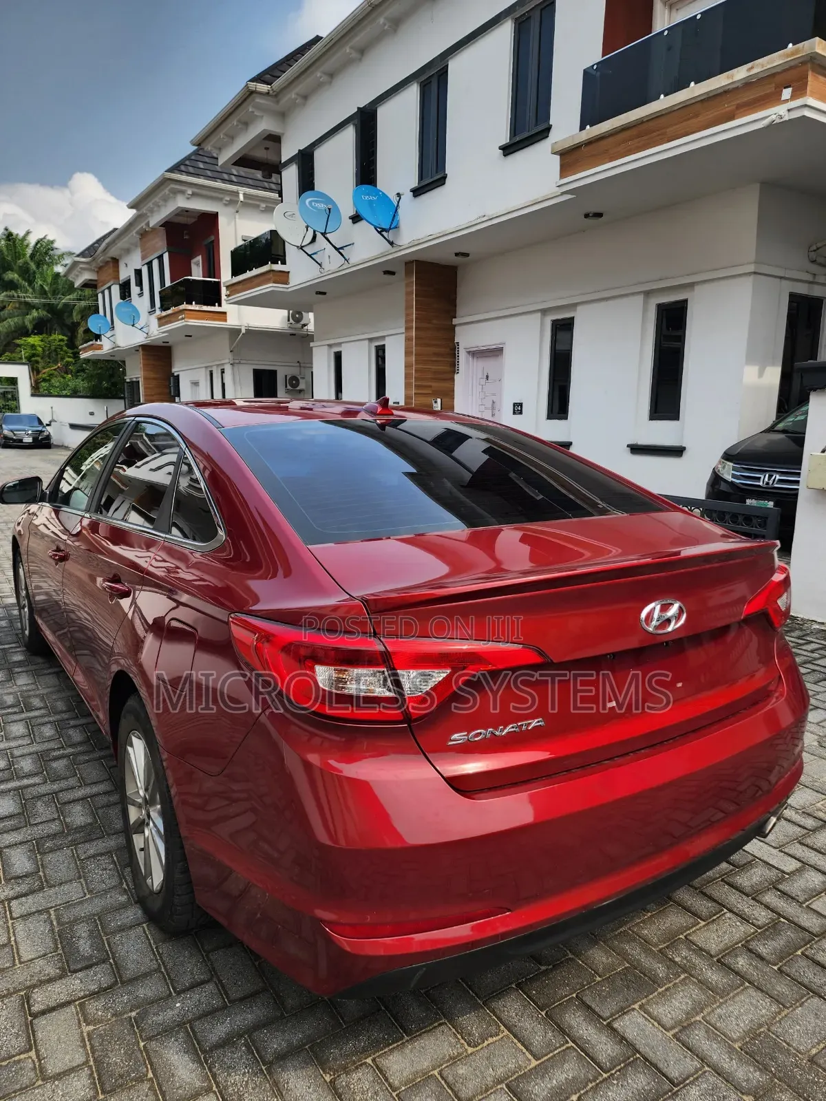 Hyundai Sonata 2016 Red