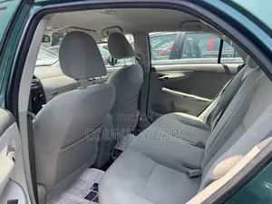 Toyota Corolla LE 4dr Sedan (1.8L 4cyl 4A) 2010 Green