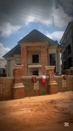 5bdrm Duplex in Umuodu Spibat Owerri for sale
