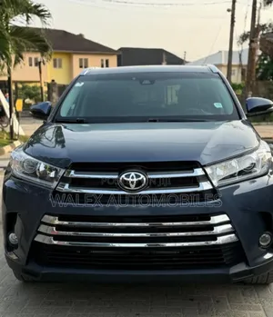 Toyota Highlander 2020 Blue