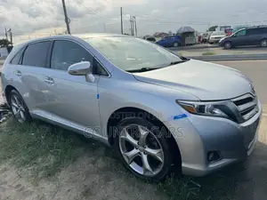 Toyota Venza Limited 4dr Wagon AWD (3.5L 6cyl 6A) 2014 Silver