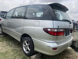 Toyota Previa 2005 Silver