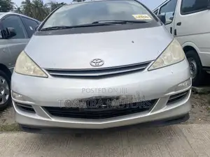 Toyota Previa 2025 Silver
