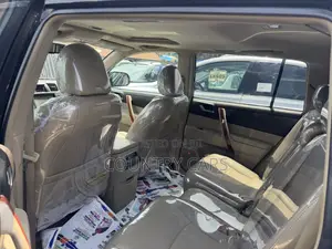 Toyota Highlander Limited 2010 Black