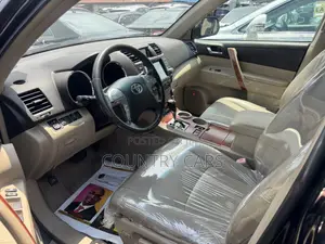 Toyota Highlander Limited 2010 Black