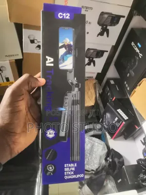 C12 Ai 360° Tracking Quadrupod And Selfie Stick.