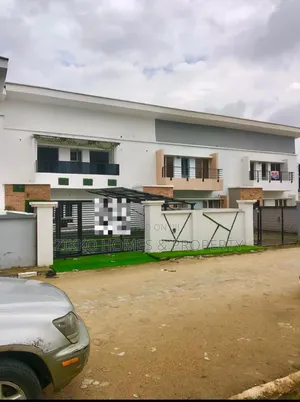 4bdrm Duplex in Ikota Gra for sale