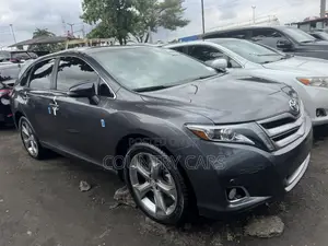 Toyota Venza Limited 4dr Wagon AWD (3.5L 6cyl 6A) 2015 Gray